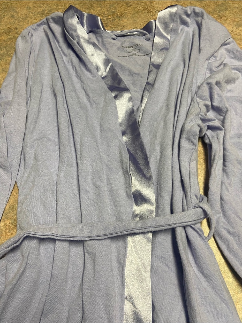 Motherhood Robe - Picture 2 of 4